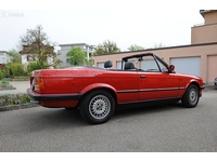 Fotografia 5: BMW E30 Cabriolet 320i