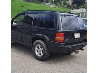 Fotografia 3: Jeep Grand Cherokee 5.9 V8 Limited LX