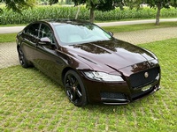 Bild 2: Jaguar XF 2.0 D 240 Portfolio AWD