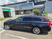 Fotografia 3: Volvo V90 2.0 D5 Momentum AWD