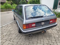 Bild 3: BMW E30 325iX