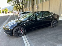 Bild 2: Tesla Model 3 Performance D