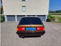 Bild 4: BMW 318i Touring