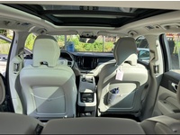 Fotografia 8: Volvo XC60 2.0 B4 MH Inscription AWD