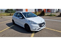 Image 3: Peugeot 208 1.6 VTi XY