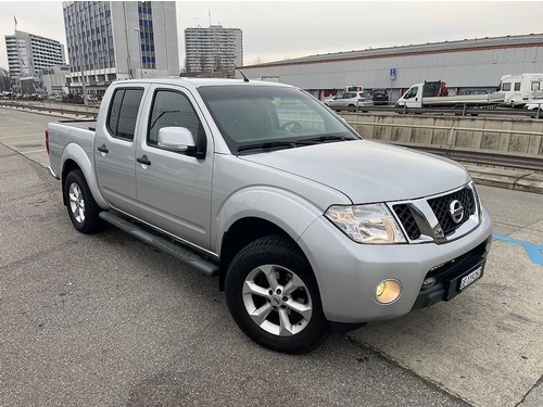 Nissan Navara Double Cab Tekna 2.3 dCi 4WD