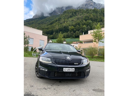 Skoda Octavia Combi 2.0 TDI 184 RS Prag 4x4 DSG