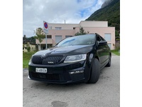 Bild 2: Skoda Octavia Combi 2.0 TDI 184 RS Prag 4x4 DSG