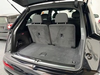 Image 3: Audi Q7 3.0 50 TDI S Line quattro T-Tronic