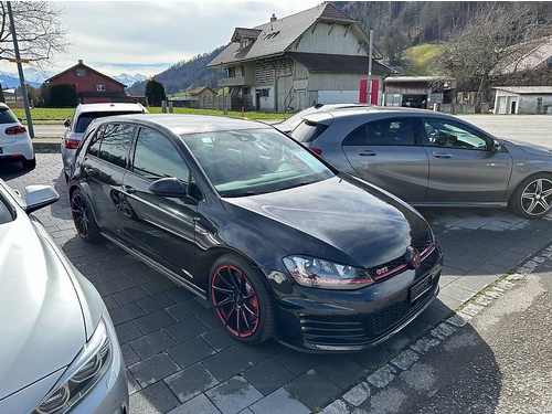 VW Golf VII 2.0 TSI GTI Performance