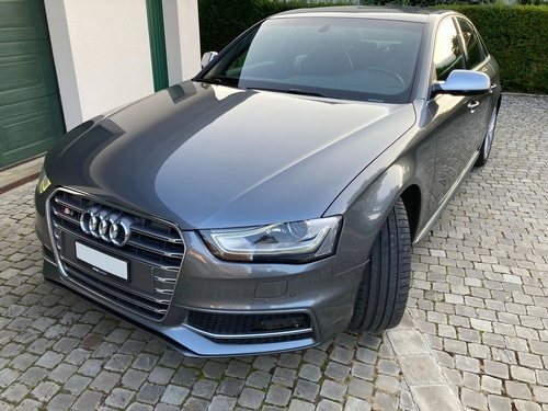 Audi S4 3.0 V6 TFSI quattro S-Tronic