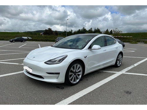 Tesla Model 3 Performance D