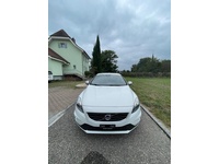 Fotografia 4: Volvo V40 2.0 D2 Kinetic R-Design S/S