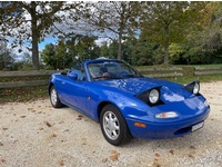 Bild 2: Mazda MX-5 1.6i