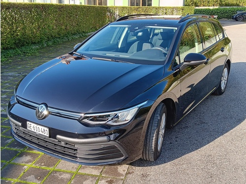 VW Golf VIII Variant 1.0 TSI Value