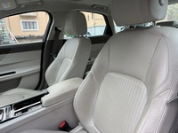 Bild 5: Jaguar XF 2.0 D 180 Prestige