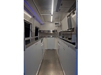 Bild 3: Mercedes-Benz eSprinter 312 FOODTRUCK