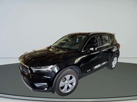 Bild 2: Volvo XC40 2.0 T5 Momentum AWD