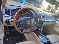 Bild 9: VW Touareg 3.0 V6 TDI 240