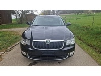 Bild 2: Skoda Superb Combi 1.8 TSI Elegance 4x4