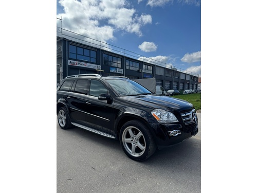 Mercedes-Benz GL 550