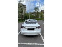 Bild 5: Tesla Model 3 Long Range D