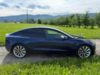 Bild 5: Tesla Model 3 Performance D