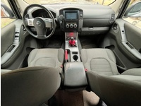 Bild 4: Nissan Navara 2.5 dCi Double Cab SE