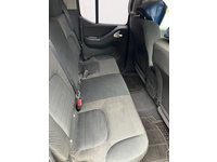 Bild 5: Nissan Navara 2.5 dCi Double Cab SE