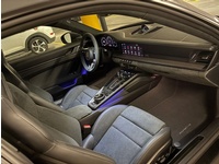 Bild 9: Porsche 911 Coupé 3.6 Carrera 4 GTS PDK