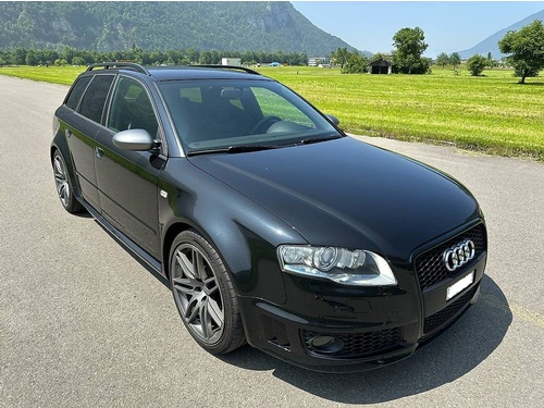 Audi RS4 Avant 4.2 V8 quattro
