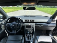Bild 4: Audi RS4 Avant 4.2 V8 quattro