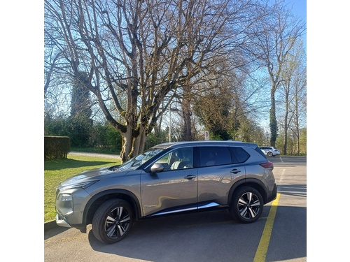Nissan X-Trail 1.5 VC-T Tekna e-4orce 7P
