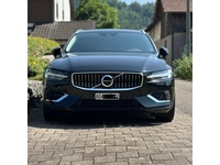 Bild 2: Volvo V60 2.0 T6 TE R-Design Expression eAWD
