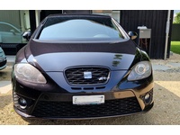 Bild 2: Seat Leon 2.0 TSI R310 White Edition