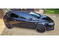 Bild 3: Seat Leon 2.0 TSI R310 White Edition