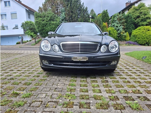 Mercedes-Benz E-Klasse S211 Kombi E 500 V8