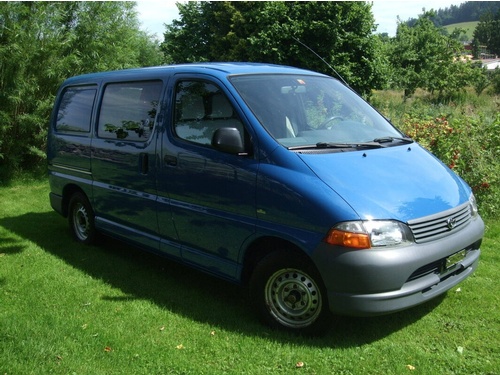 Toyota Hiace 2.7