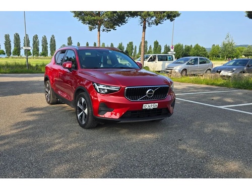 Volvo XC40 1.5 T2 Momentum Light