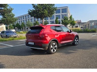 Bild 3: Volvo XC40 1.5 T2 Momentum Light