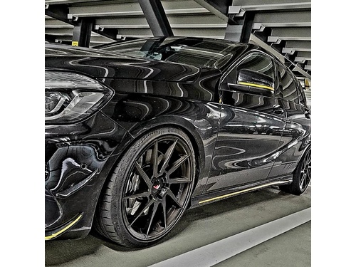 Mercedes-Benz A-Klasse W176 A 45 AMG 4m