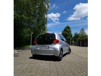Bild 3: Toyota Aygo 1.0 VVT-i Linea Terra