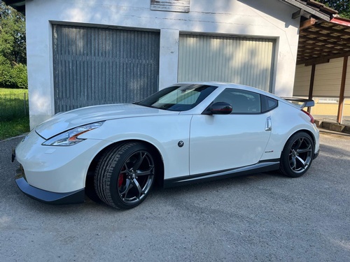 Nissan 370 Z Coupé 3.7 V6 24V Nismo