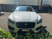 Bild 2: Jaguar XF 3.0 V6 D S