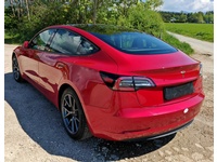 Bild 4: Tesla Model 3 Long Range D