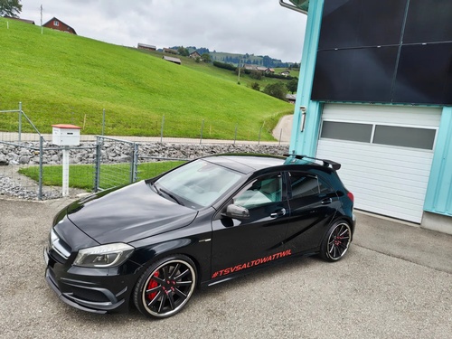 Mercedes-Benz A-Klasse W176 A 45 AMG 4m