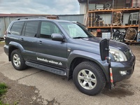 Bild 2: Toyota Land Cruiser 3.0 D-4D Linea Sol Bild 2: Toyota Land Cruiser 3.0 D-4D Linea Sol