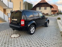 Bild 8: Dodge Nitro 2.8 CRD R/T