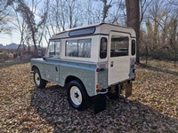 Bild 2: Land Rover 88 2.3 Station Wagon
