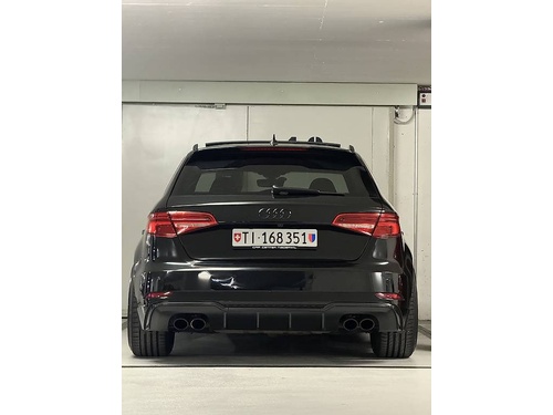 Audi S3 Sportback 2.0 T FSI quattro S-Tronic Audi S3 Sportback 2.0 T FSI quattro S-Tronic